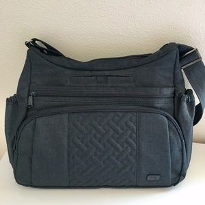 lug gallop crossbody